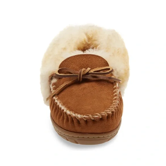 LL.Bean Wicked Good Genuine Shearling Moccasin Slipper - Picture 4 of 10